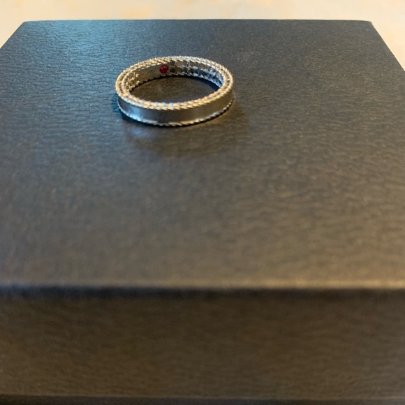 Roberto Coin 18k white  gold band - Picture 5 of 6